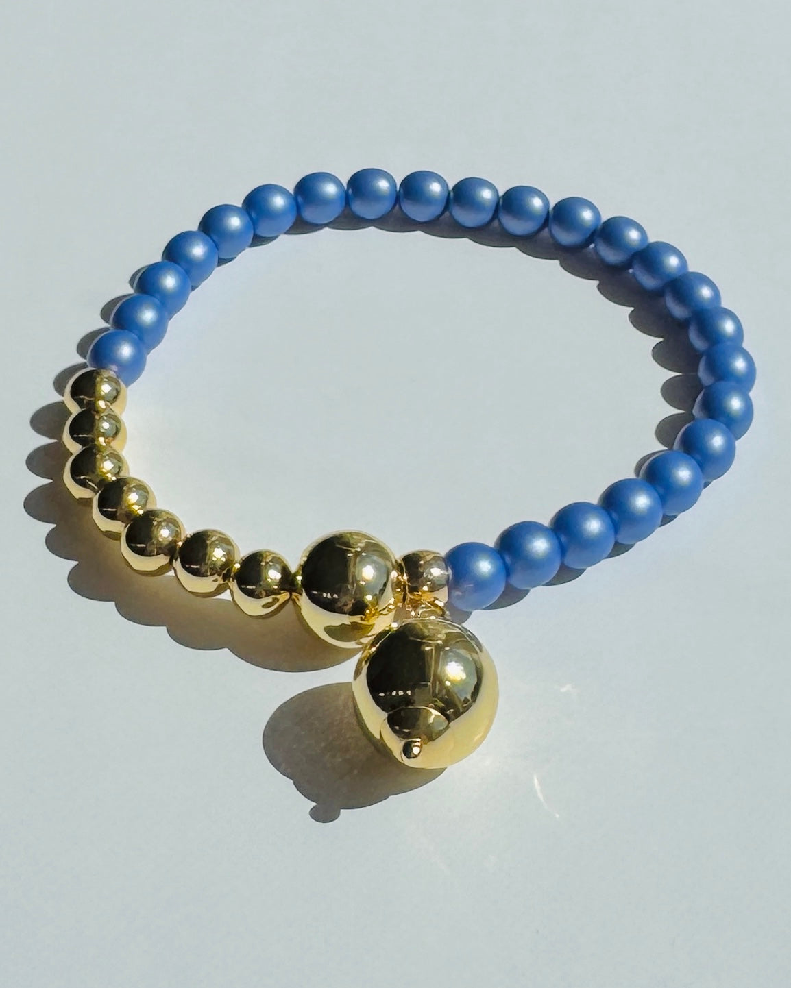 Fifi bijou royal blue crystal pearl gold bracelet, gold drop charm