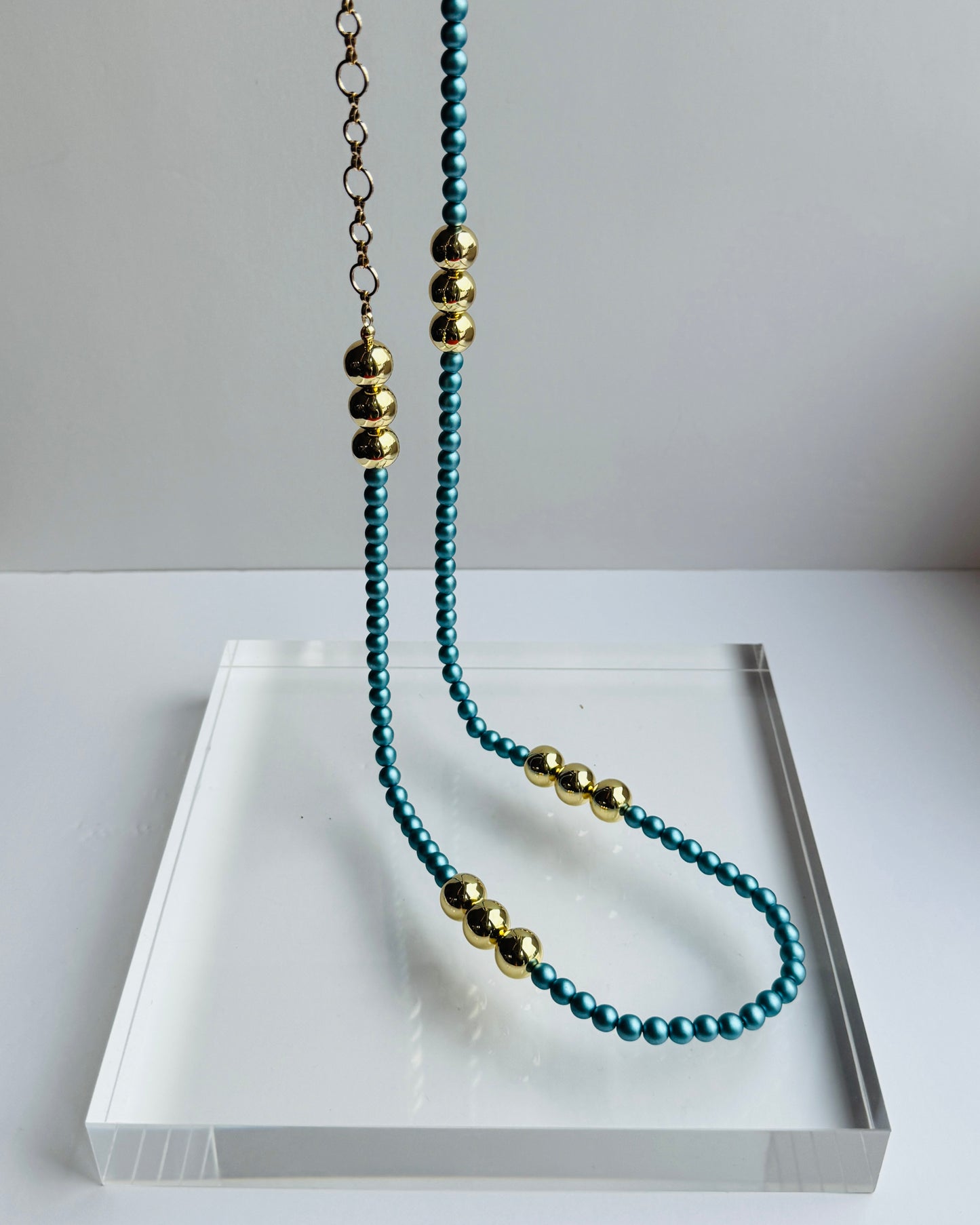 Barberella petrol blue pearl gold multi wear long necklace