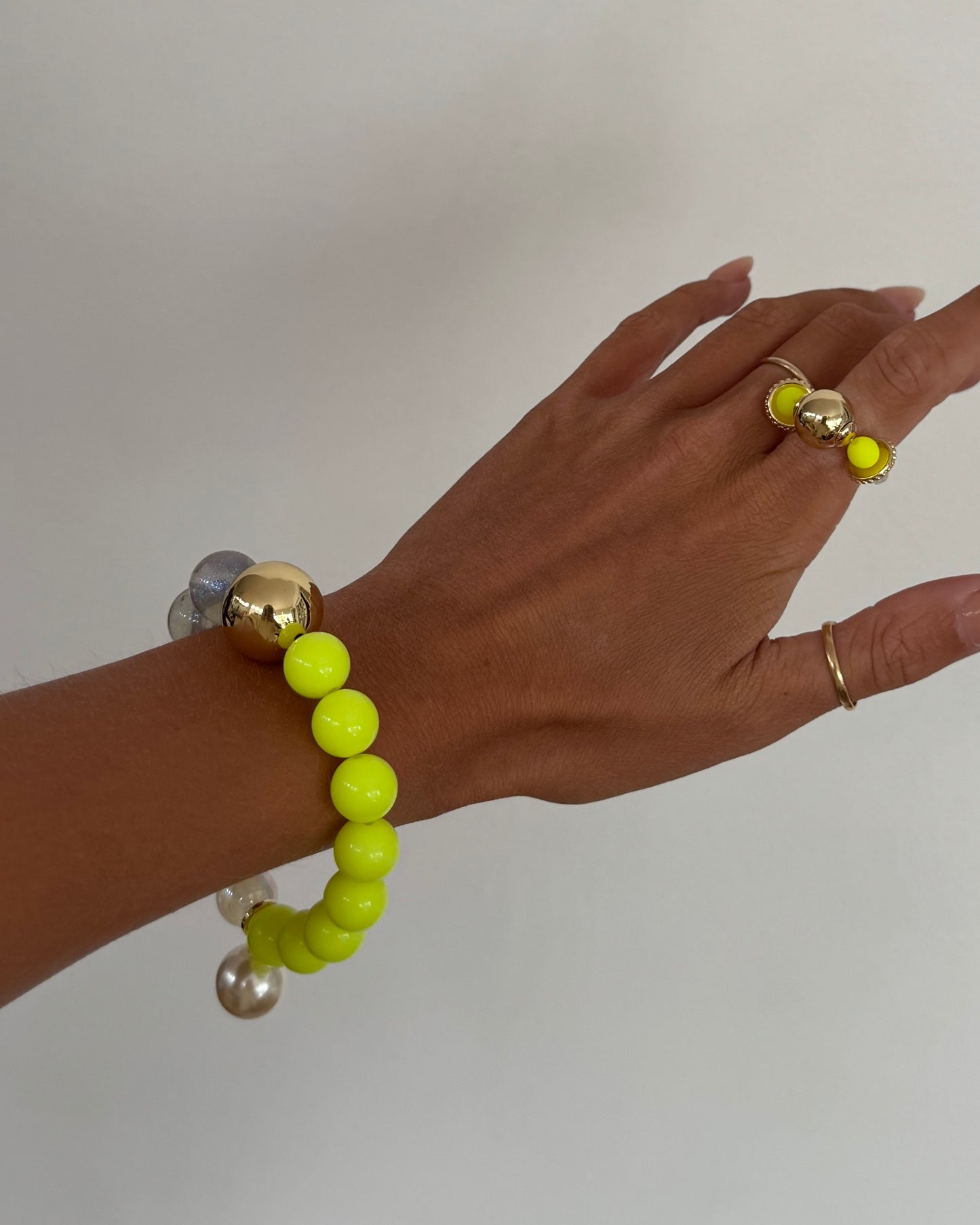 Popsie pie neon yellow gold ring