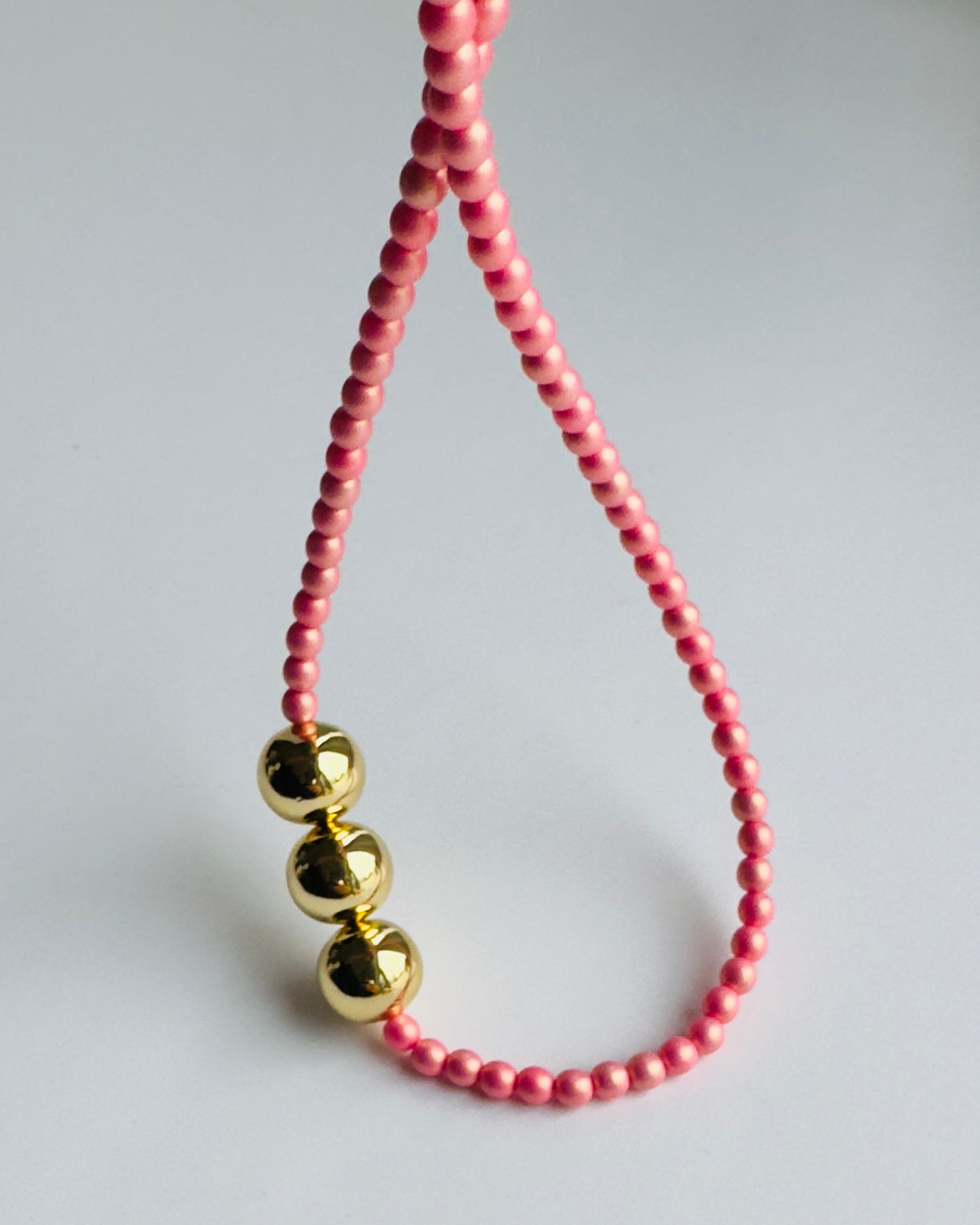 Betty boo soft pink crush crystal pearl gold beaded necklace