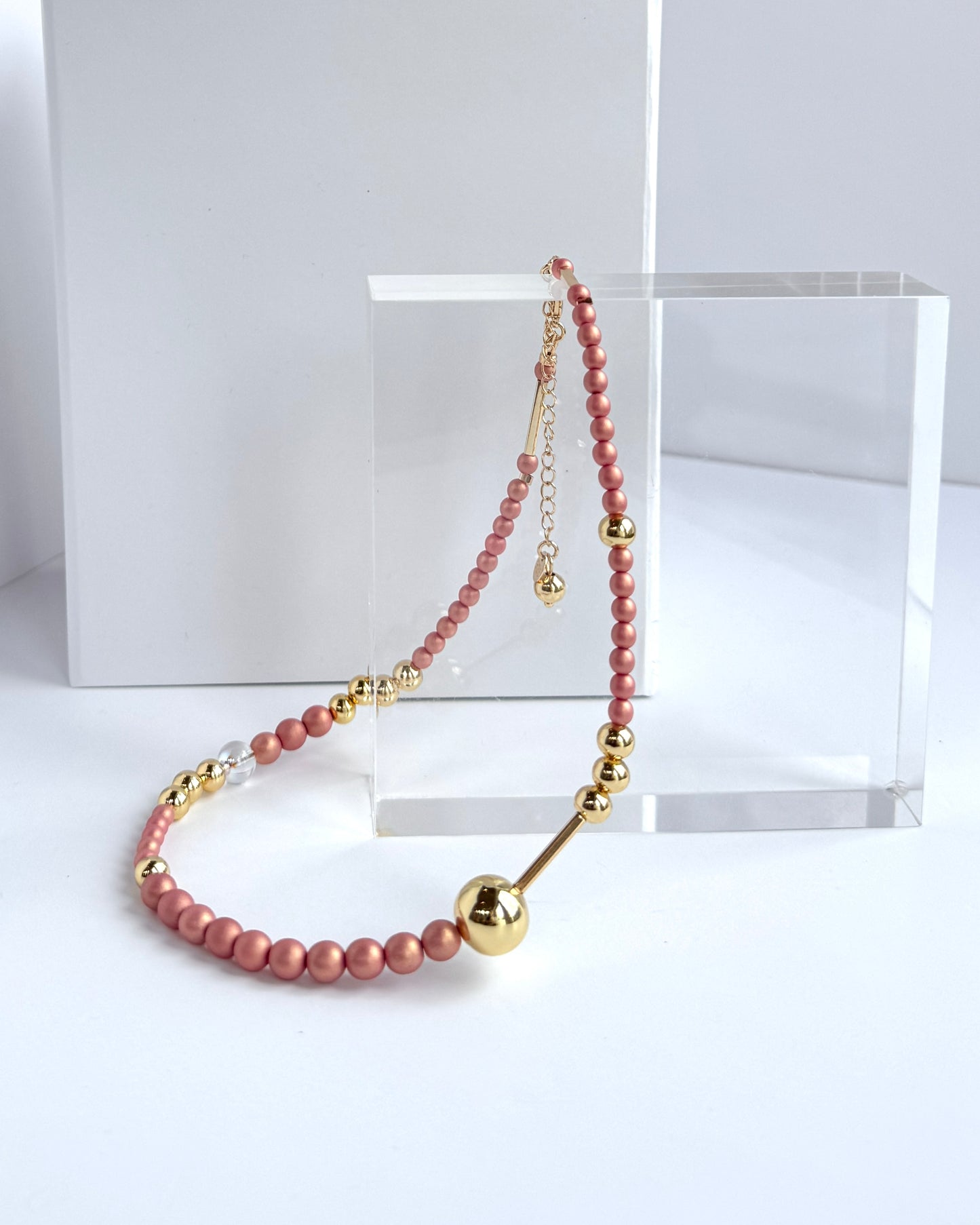 Fifi Trixie dusty rose crystal pearl and gold chocker