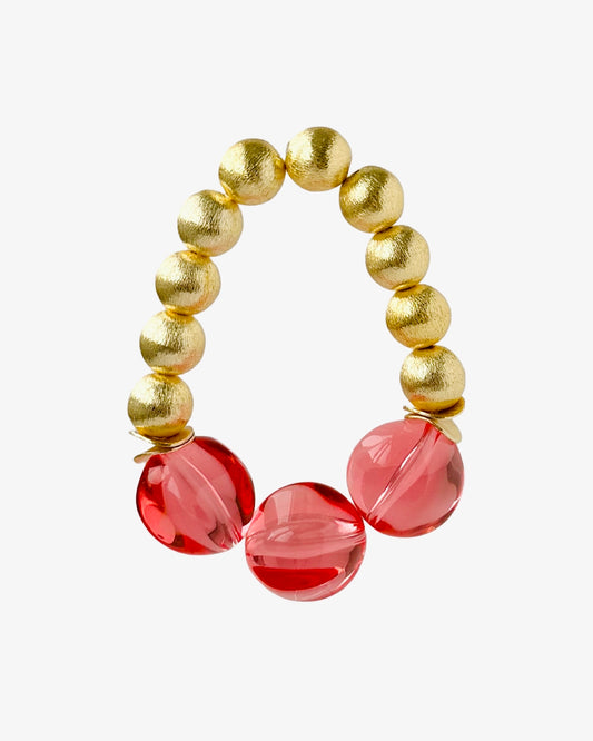 Pretty in pink vintage lucite + gold beaded bracelet