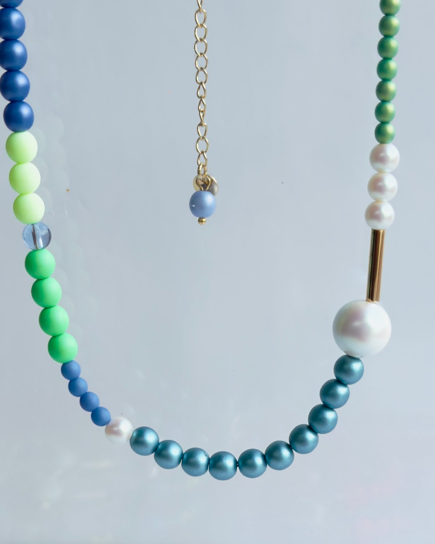 Rainbow princess carribean sea crystal pearl chocker