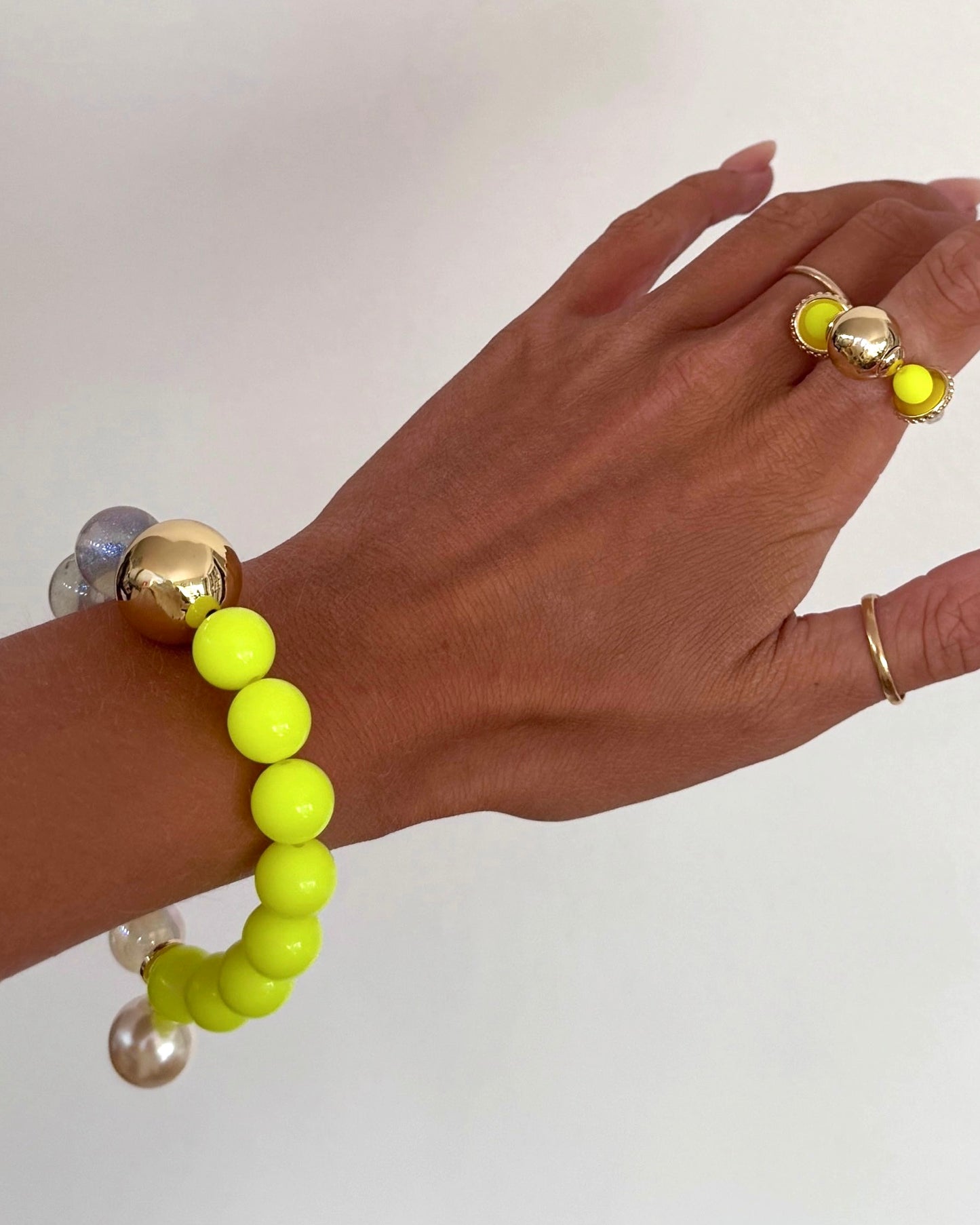 Popsie pie neon yellow gold ring