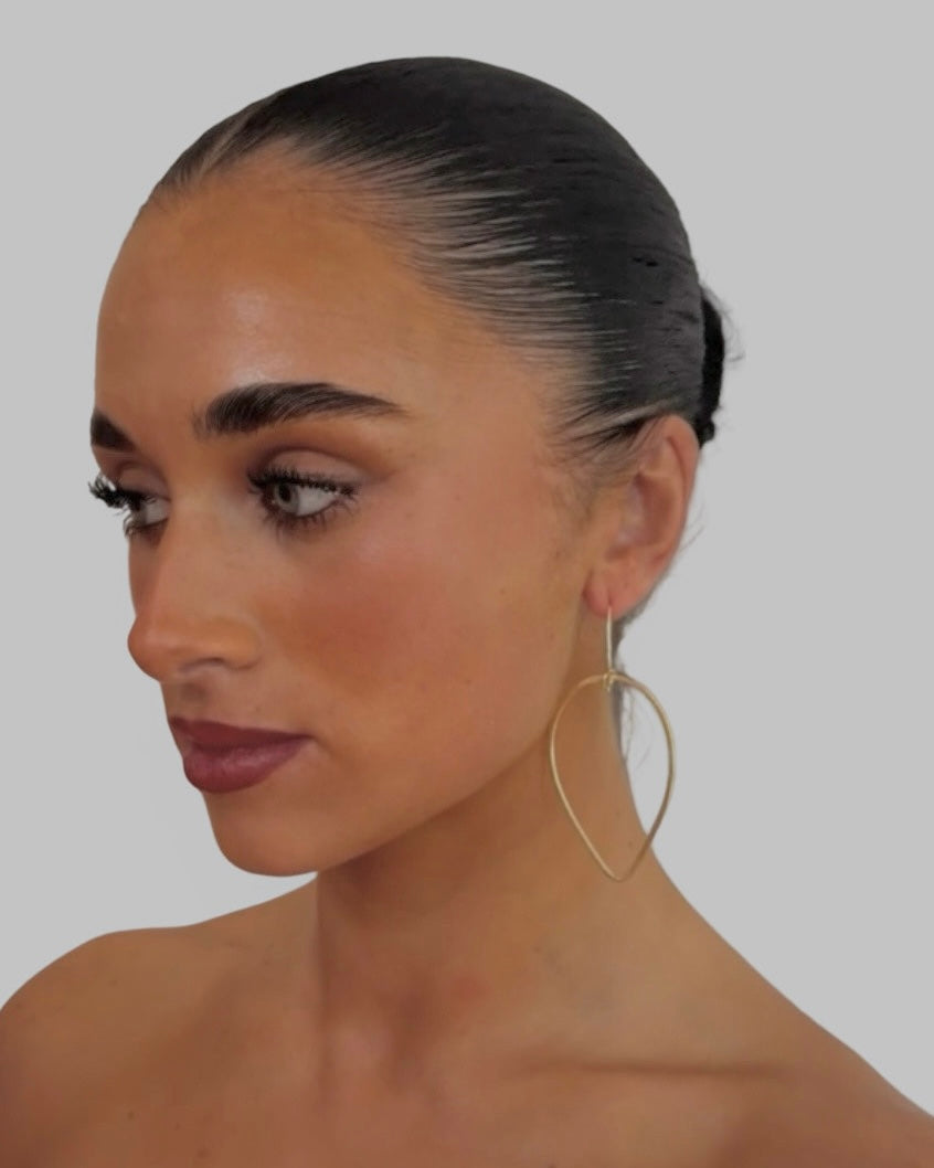 Ayluna tulip drop gold earrings