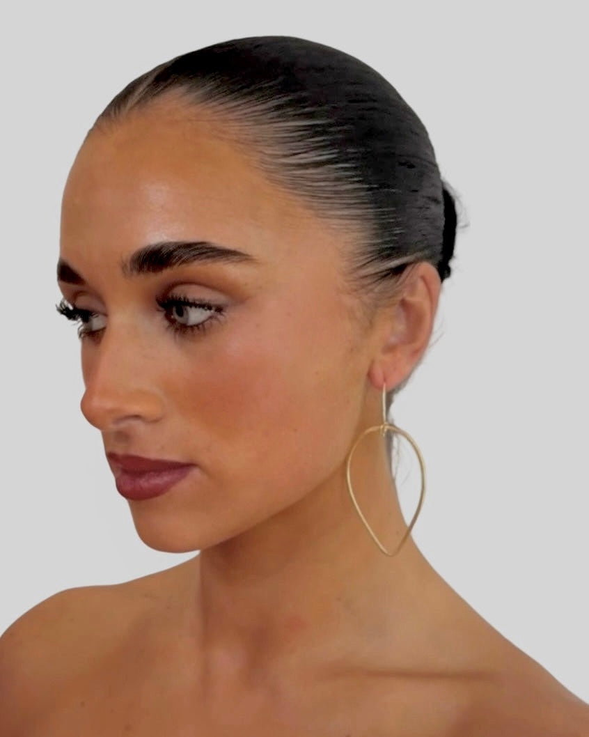 Ayluna tulip drop gold earrings