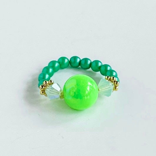 Acid green neon pop + crystal ring