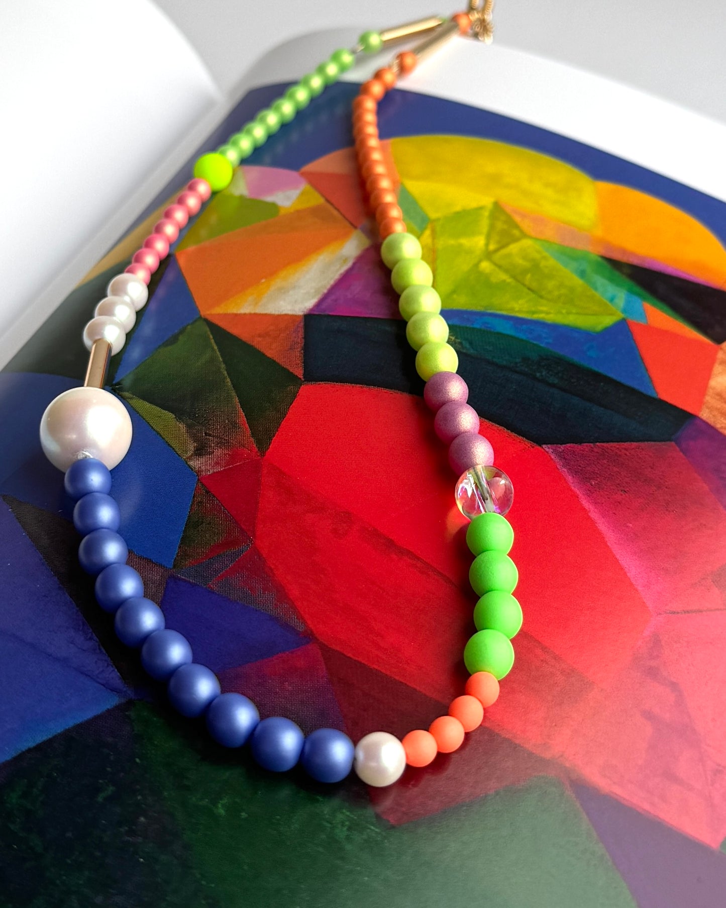 Rainbow sundae blue crystal pearl chocker