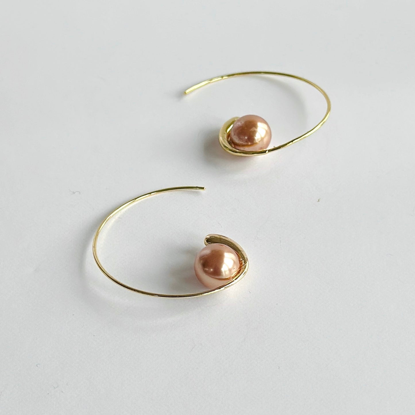 Swirl pearl hoops