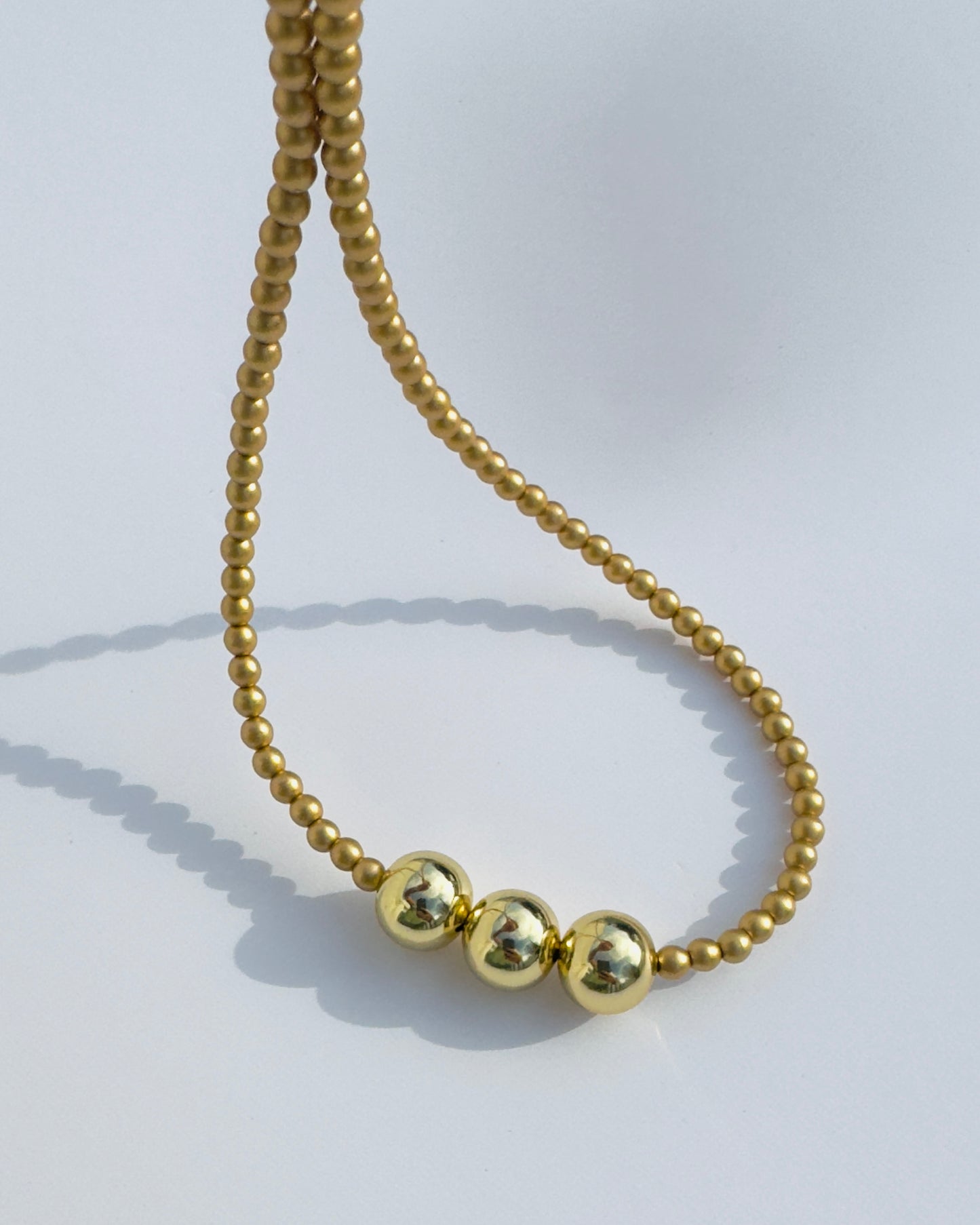 Betty boo gold pearl, gold beaded necklace