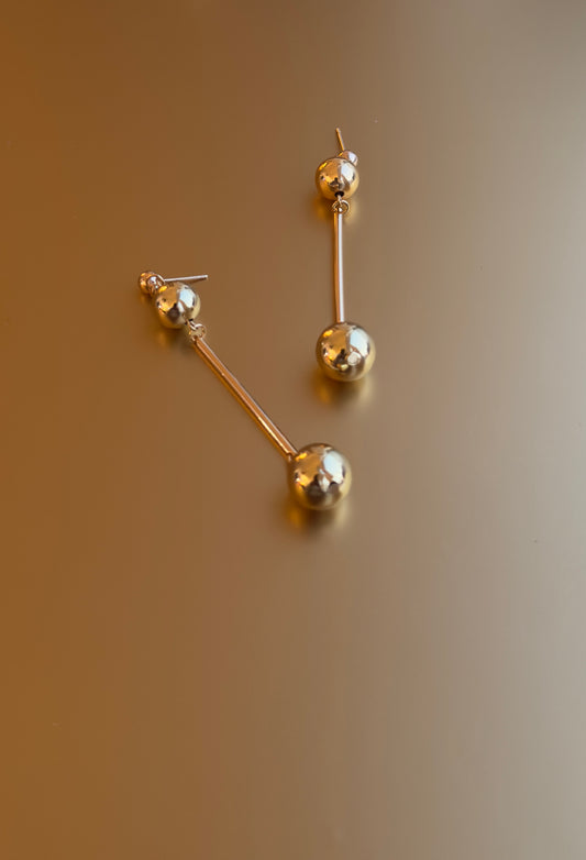 Lesley gold drop earrings