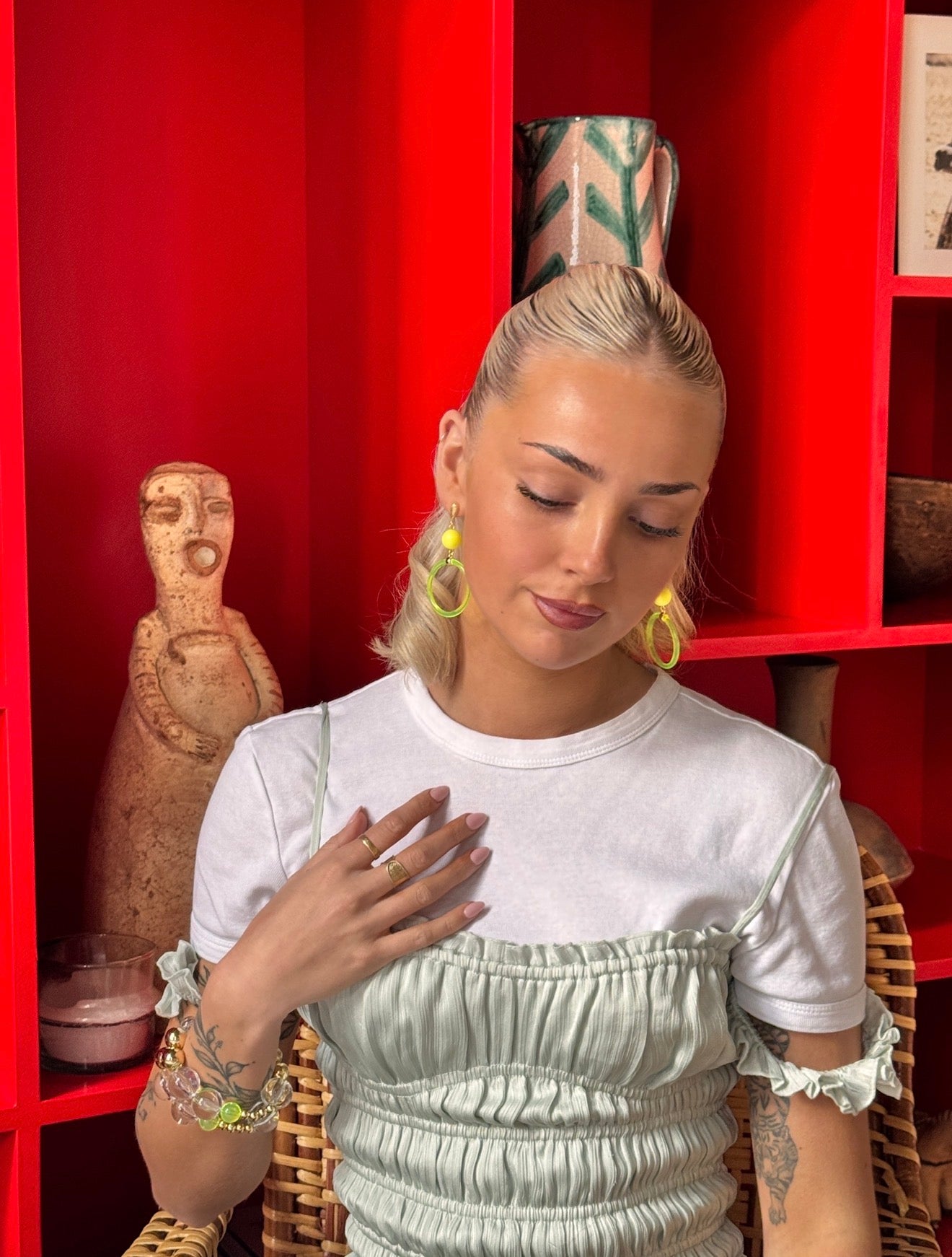 Alonda soft neon yellow pearl, lucite and gold earrings