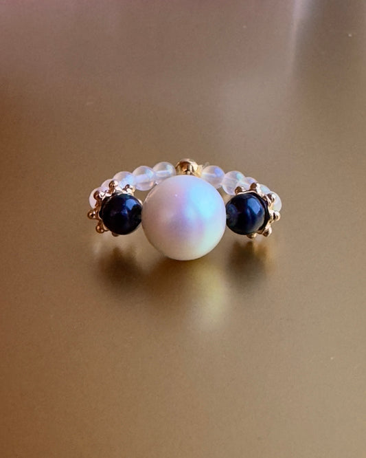 Navy blaze pearl ring