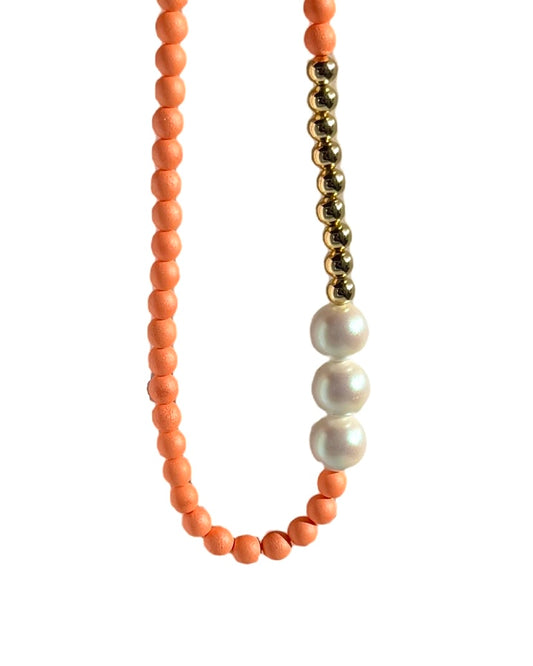 Bonnie bell soft peach + white crystal pearl + gold necklace