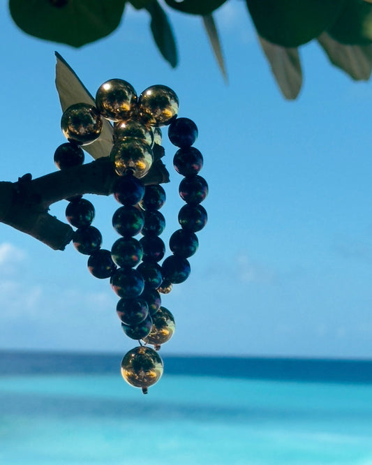 Honey glow deep navy + gold drop large ball charm bracelet