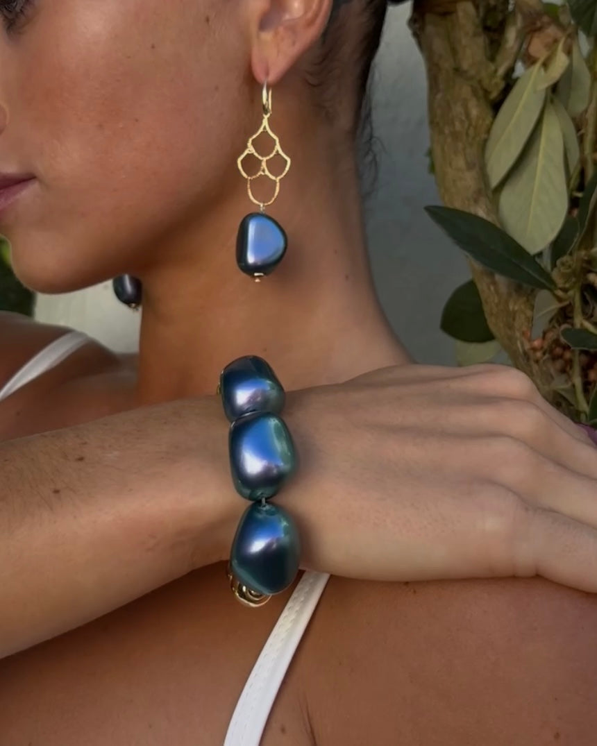 Gloria Metallic iridescent blue green pearl gold beaded bracelet