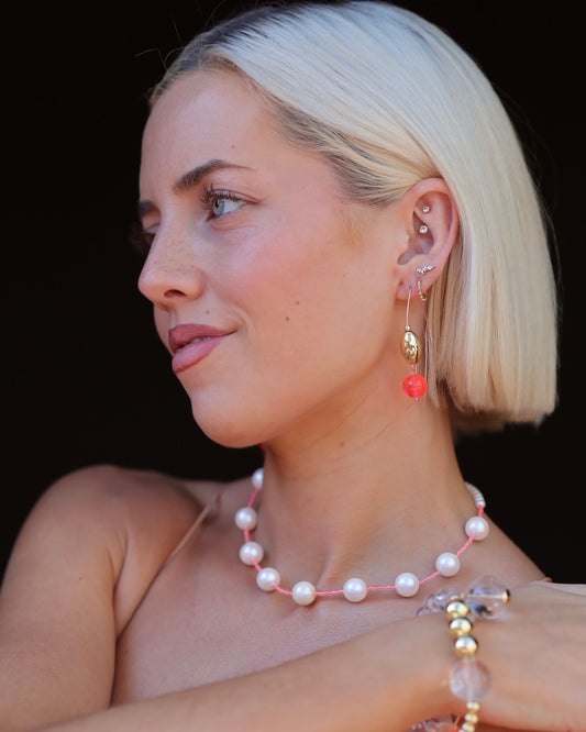 Honey pie Crystal pearl + neon pink chocker