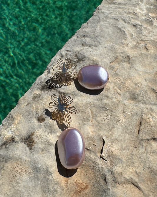 Lavenders not blue crystal pearl bracelet+ gold floral earrings