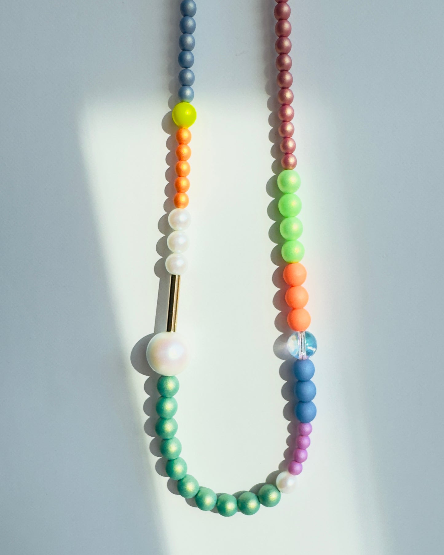 Rainbow princess green crystal pearl chocker