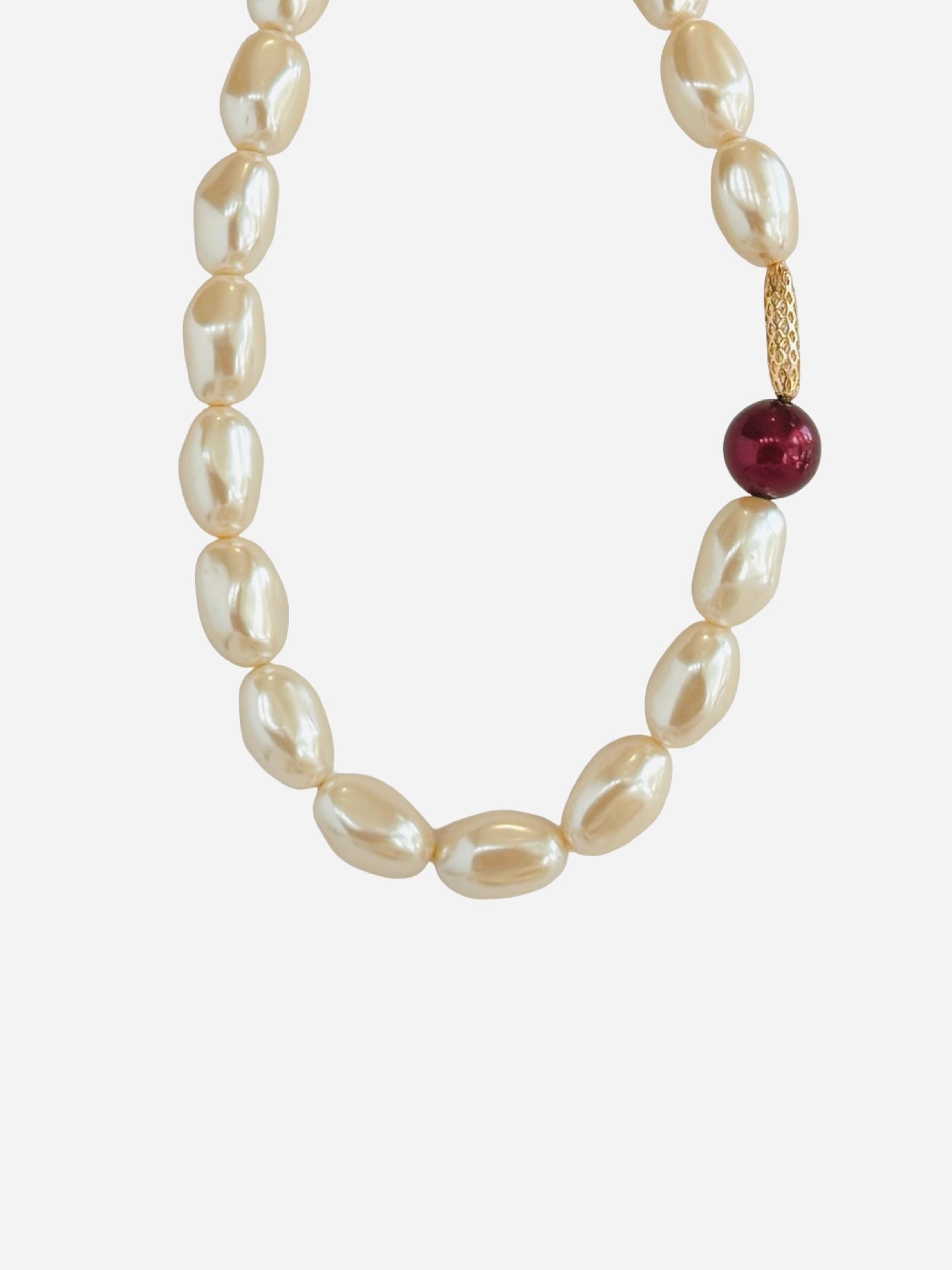 Bejewelled Juliette soft cream vintage pearl, ruby crystal chocker