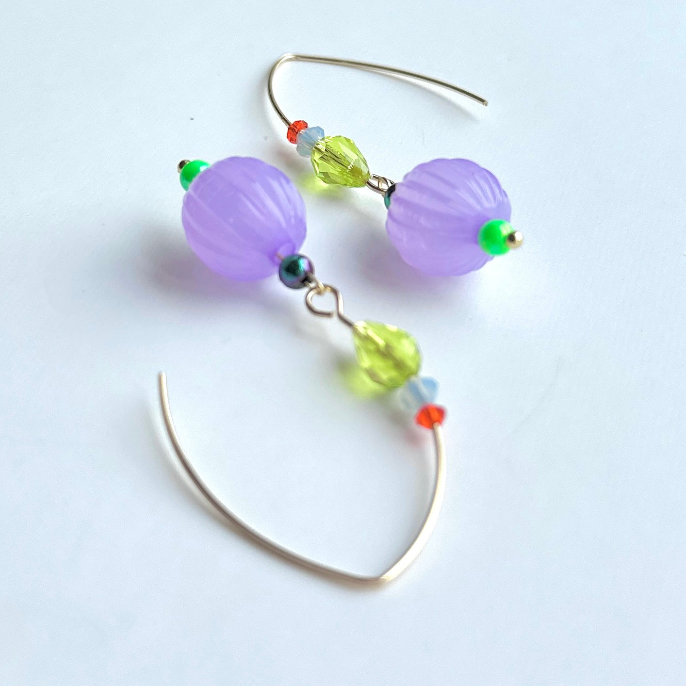 Lilac berry dream earrings