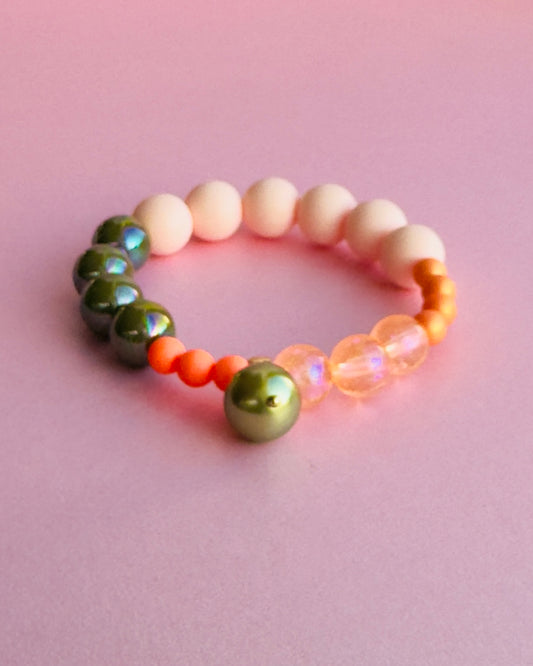 Pretty baby peach Melba bracelet