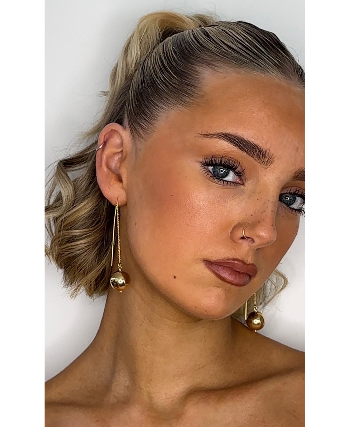 Laura Lee Gold bead drop threader earrings