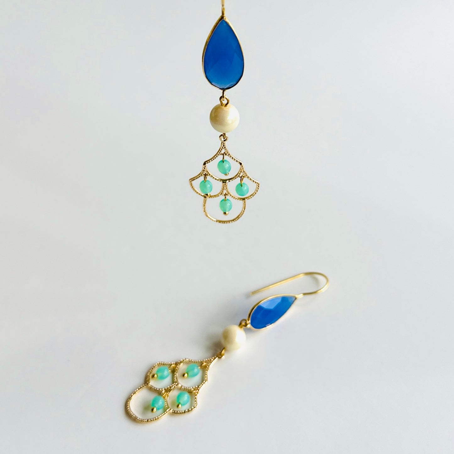 Bombay drop earrings in blue