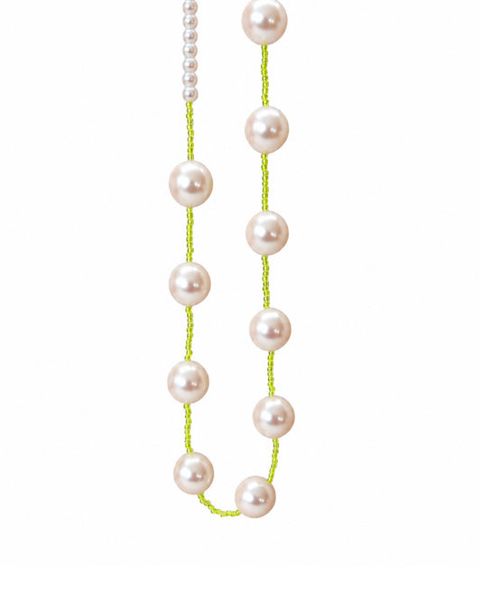 Honey pie Crystal pearl + neon yellow chocker