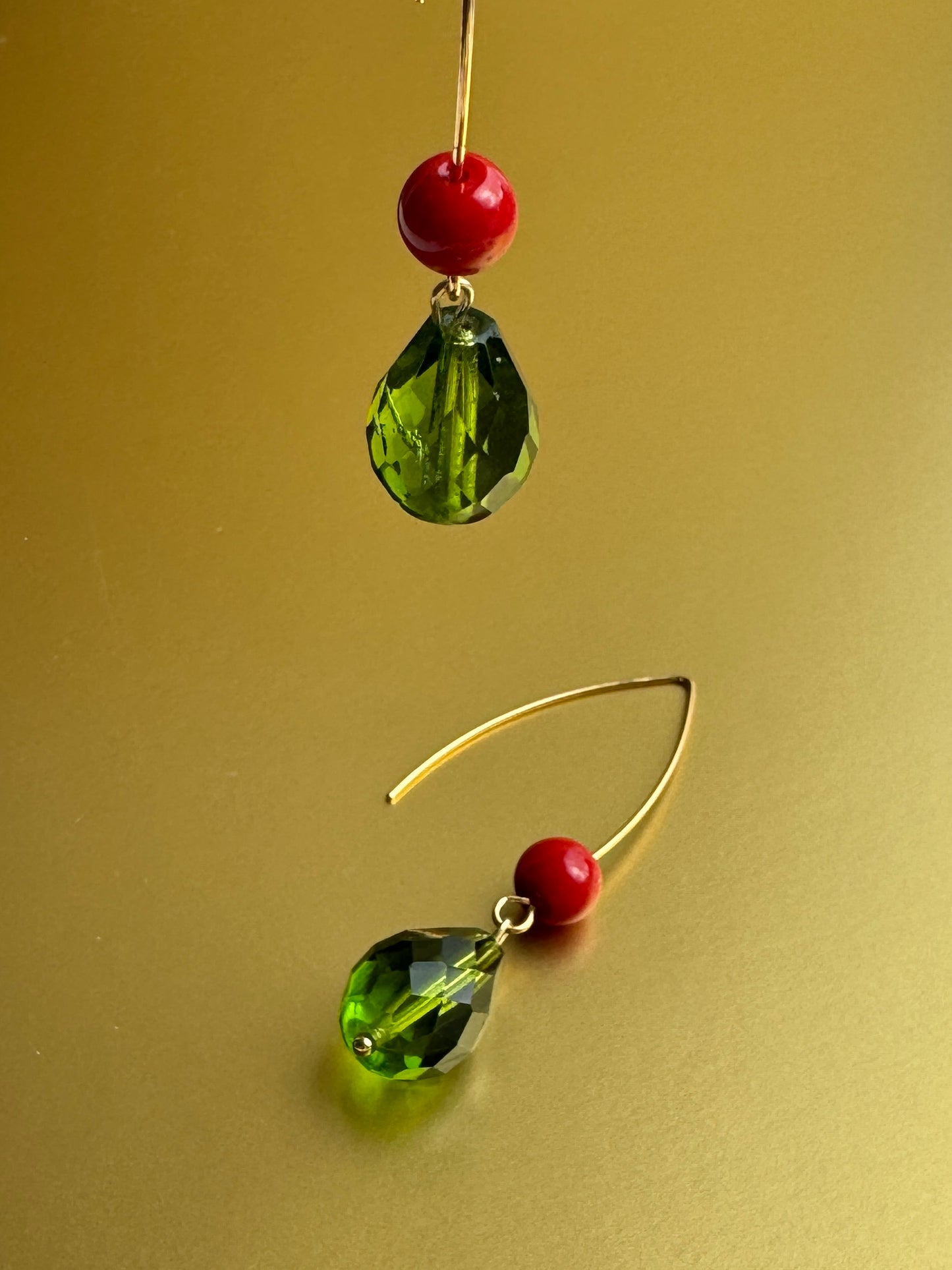 Zoey emerald green drop earrings