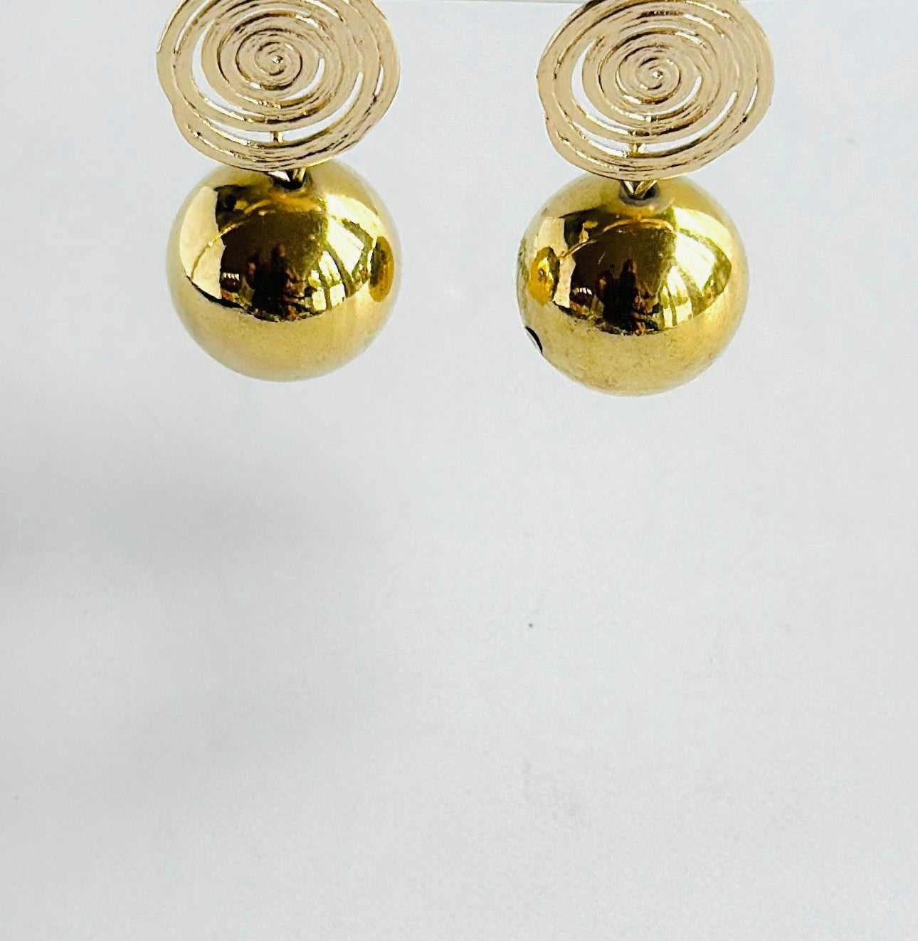 Vintage gold beaded swirl Earrings