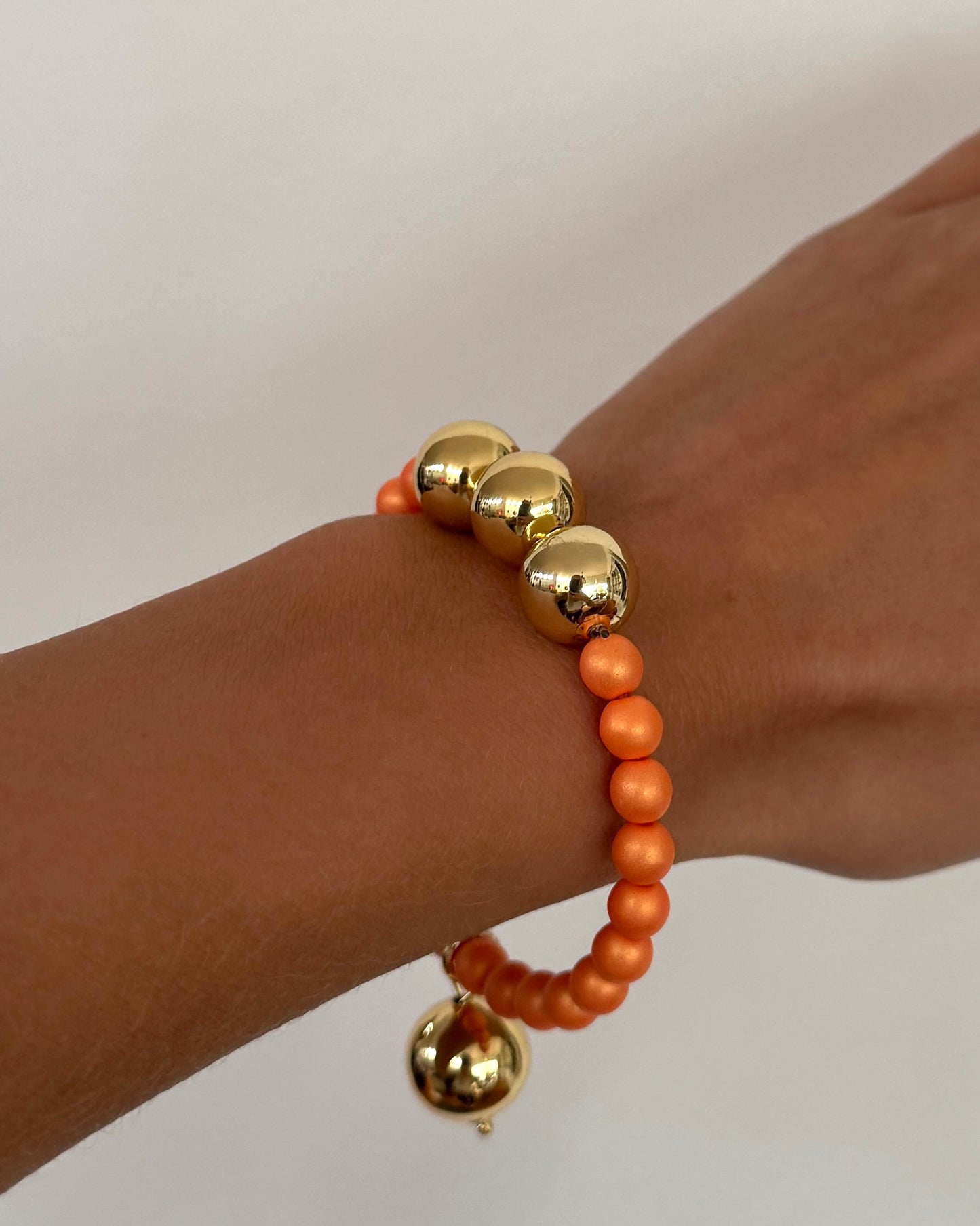 Betty boo tangerine iridescent crystal pearl gold beaded bracelet