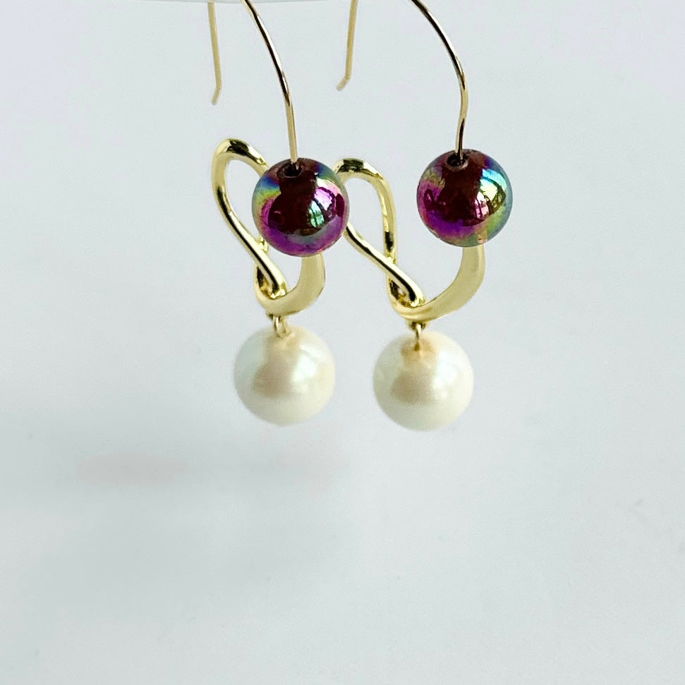 Tarini pearl earrings