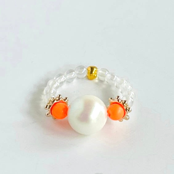 Pearly Queen neon orange crush ring