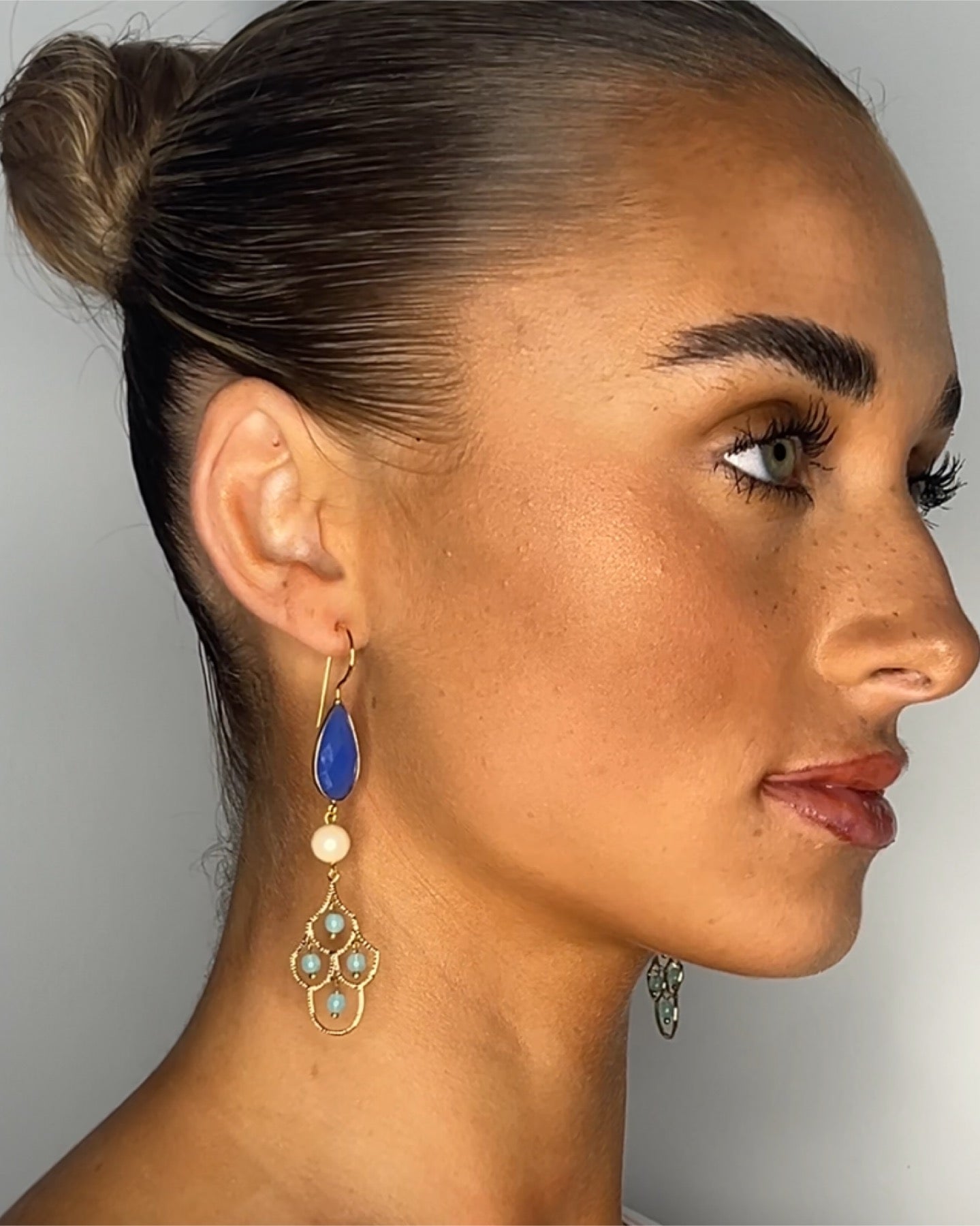 Bombay drop earrings in blue