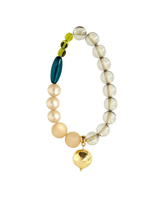 Prism princess vanilla cream crush bracelet m, gold drop charm