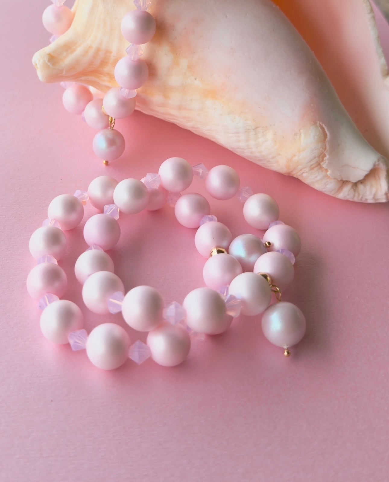 Bea powder pink pearl + Austrian crystal beaded bracelet